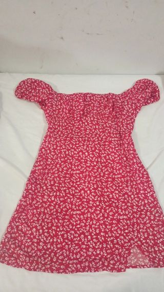 Vestido rojo floral - Talla L
BUEN ESTADO NUEVO