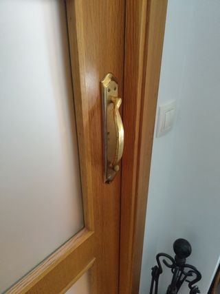 Manilla dorada puerta corredera