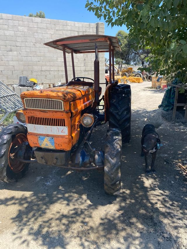 Tractor Fiat 550dt 4 cilindros especial 4x4