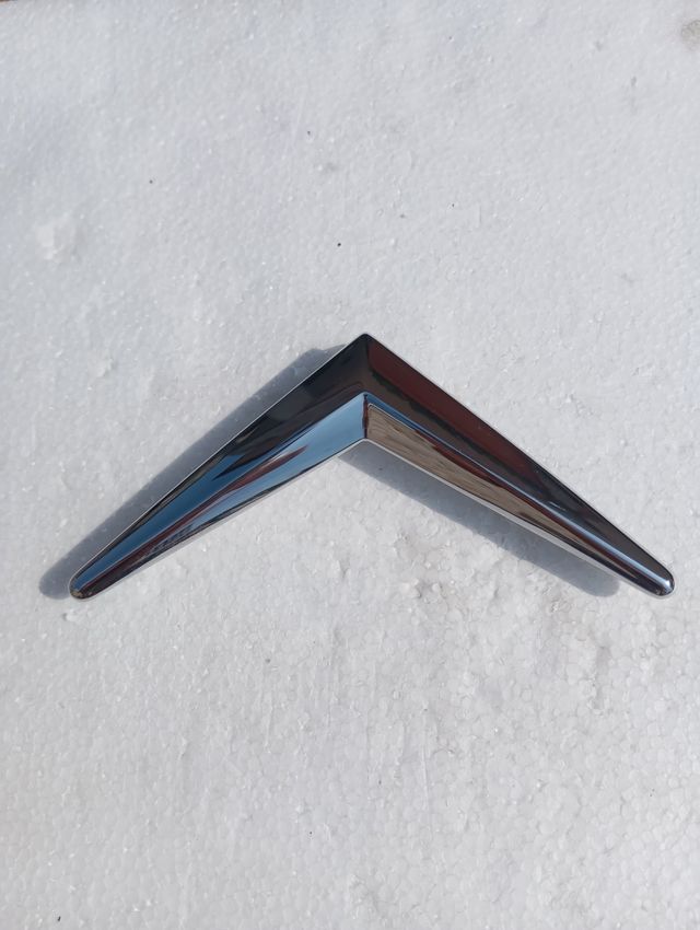 Emblema frontal C2 Citroën nuevo