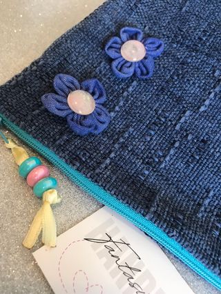 Pochette blu Fantasie di Spilli