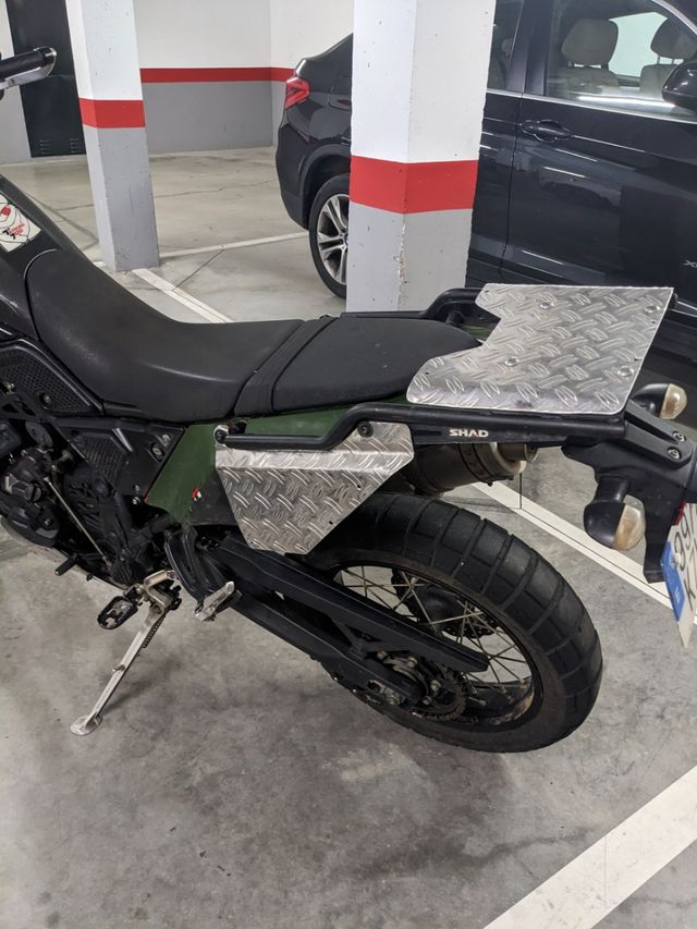 parrilla SHAD + Soportes Tenere 700