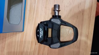 Pedales Shimano 105 R7000 SPD-SL
