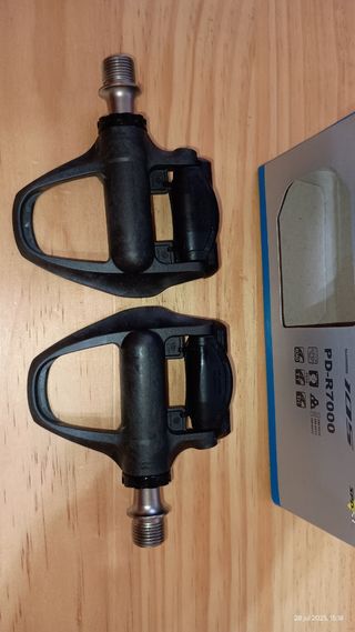 Pedales Shimano 105 R7000 SPD-SL