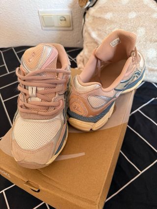 Zapatillas Asics Gel rosas