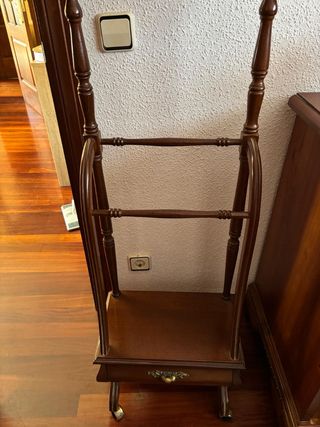 Colgador madera marrón - Perchero