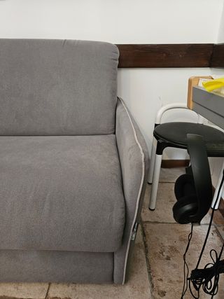 Divano letto grigio 2 posti