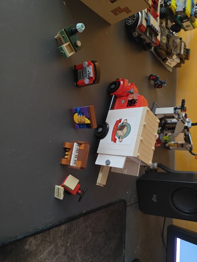 Lego Icons exclusivo 40586: Transporte