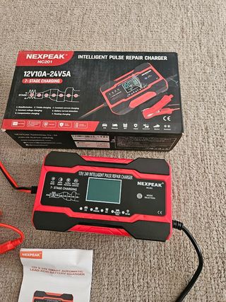 Cargador Bateria Pulsos NexPeak 12V10A-24V5A NC20