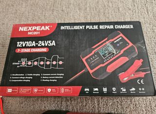 Cargador Bateria Pulsos NexPeak 12V10A-24V5A NC20