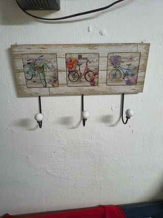 Percha pared metalica