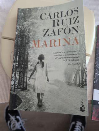 Marina (Spanish Edition)