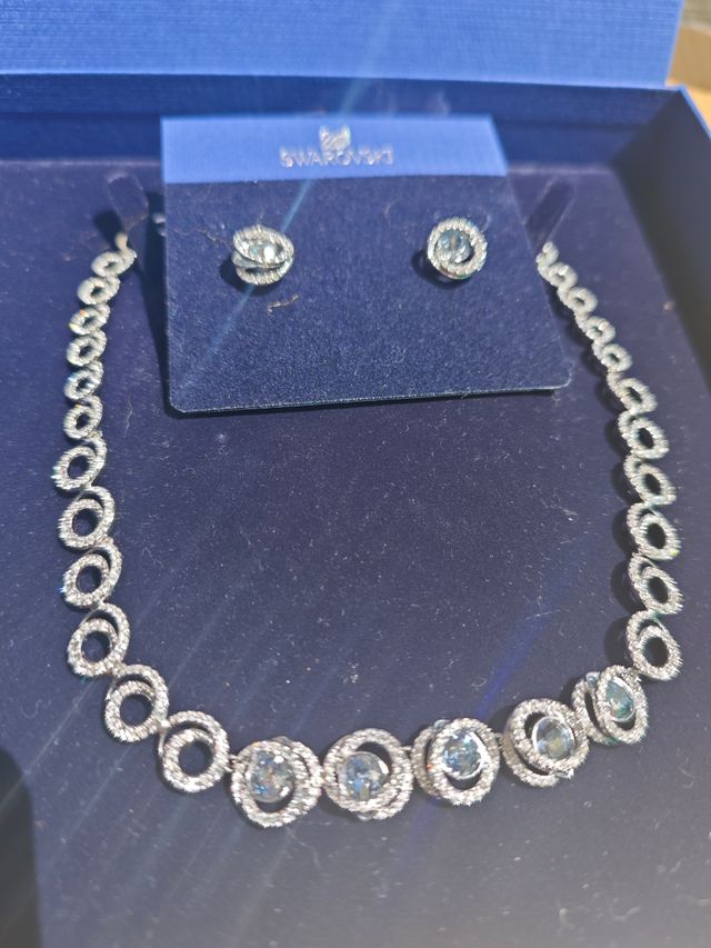 Conjunto Swarovski Angelic: Collar y pendientes