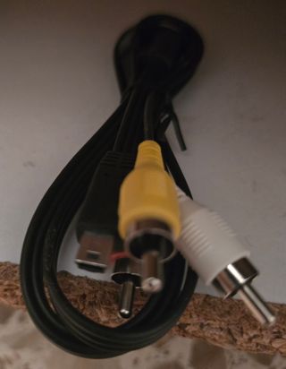 Cable AV a Mini USB
