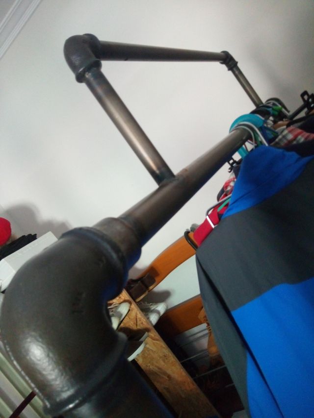 Perchero industrial vintage