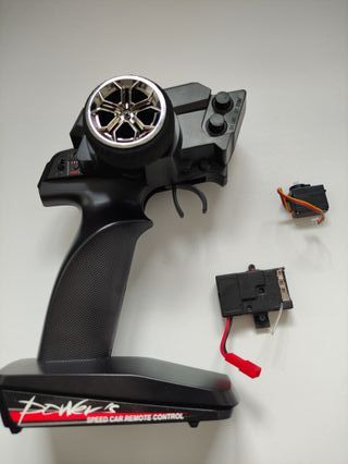 Wltoys - Mando, servo y electrónica
