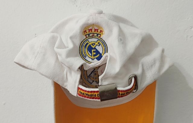 Gorra ajustable blanca Real Madrid unisex
