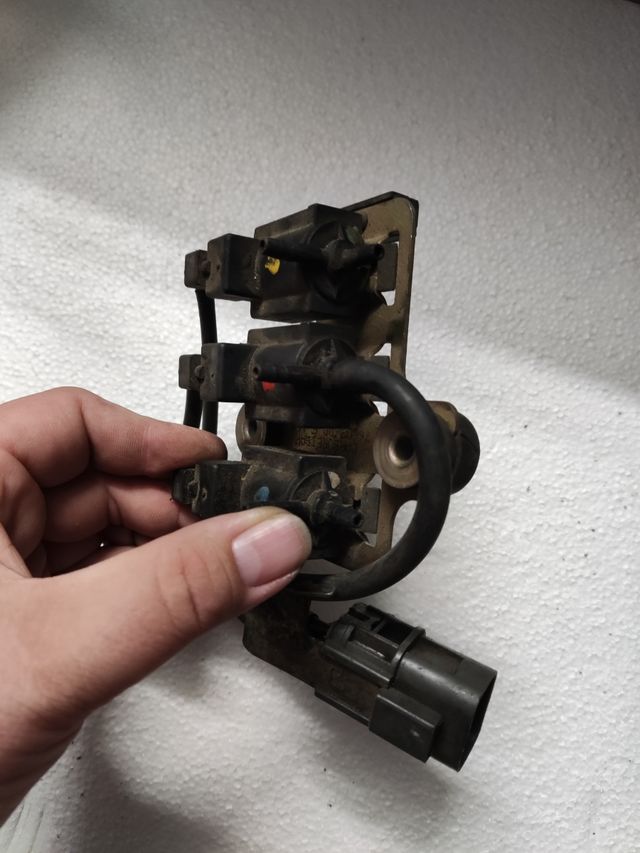 Válvulas depresión Terrano 2 2.7 tdti