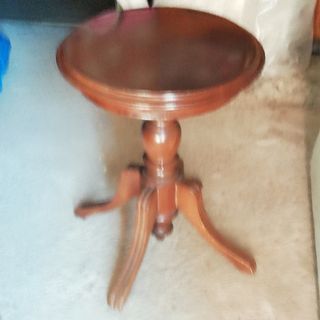 Mesa redonda madera -  maciza