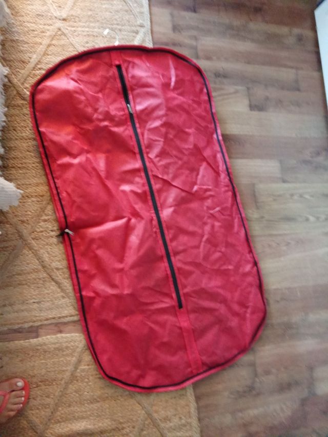 Funda viaje Carolina Herrera - Negra/Roja