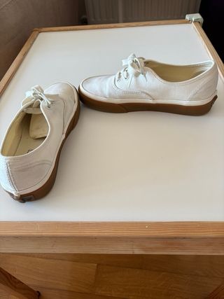 Vans Authentic Blancas - Talla 35