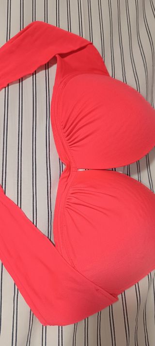 Bikini naranja fluorescente 