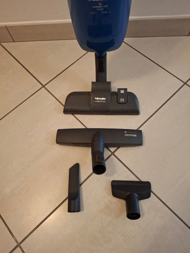 Miele Parkett - Scopa Elettrica