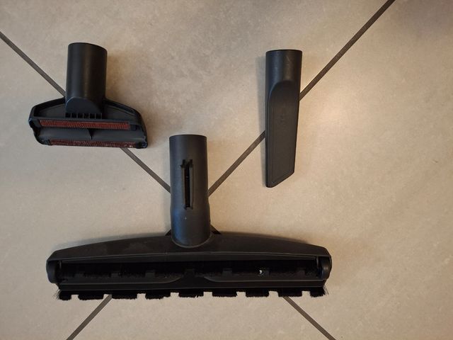 Miele Parkett - Scopa Elettrica