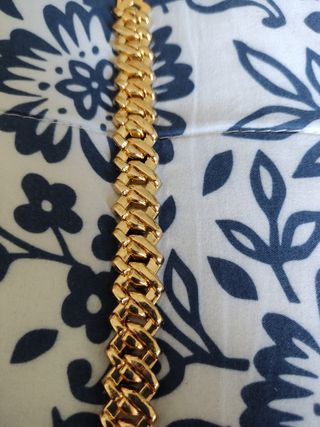 Pulsera de Lujo con replicas exactas de diamantes.