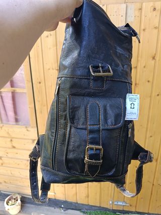Mochila Cuero Vintage Negra