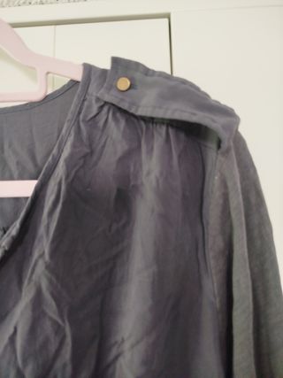 Blusa gris de Violeta By Mango - Talla L