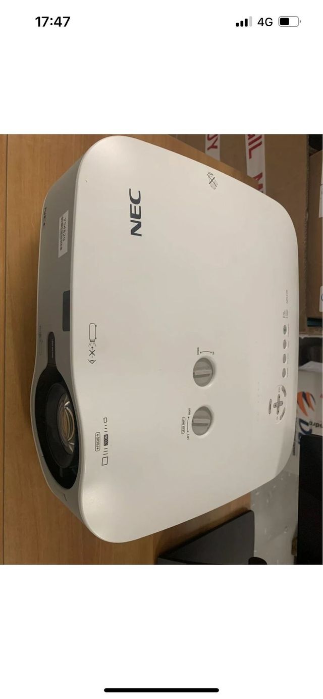 PROYECTOR NEC NP1250 BLANCO, con bombilla fundida