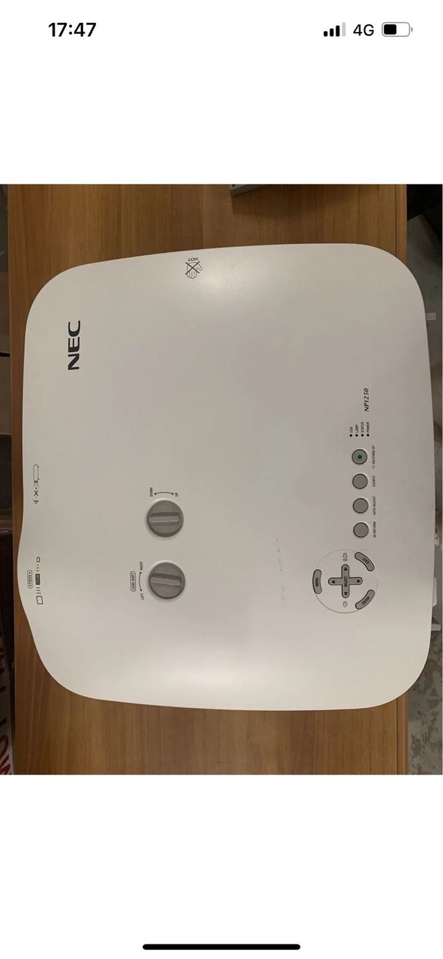 PROYECTOR NEC NP1250 BLANCO, con bombilla fundida