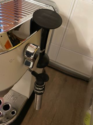 macchina caffe espresso DeLonghi Dedica