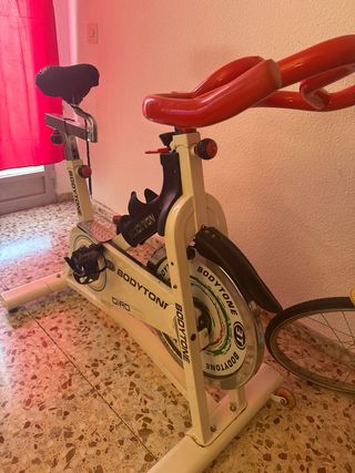 Bicicleta estática Bodytone Giro