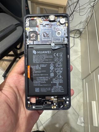 Huawei P30: chasis y batería