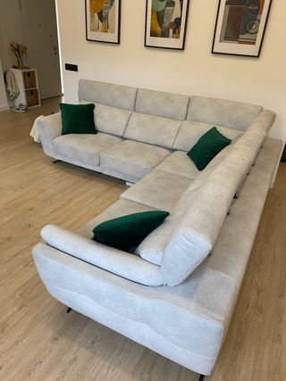 Sofá rinconero gris 270x270cm