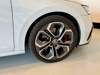 Skoda Octavia RS TECHO GARANTÍA OFICIAL ÚNICO DUEÑ
