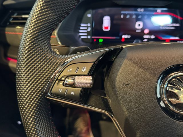 Skoda Octavia RS TECHO GARANTÍA OFICIAL ÚNICO DUEÑ
