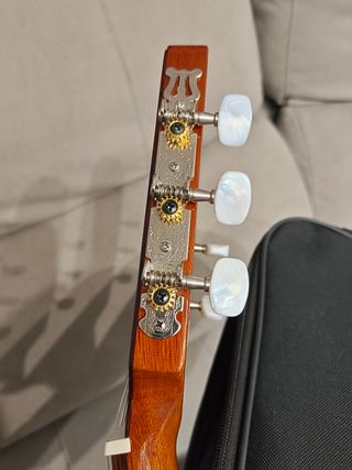 Guitarra clásica Admira Paloma