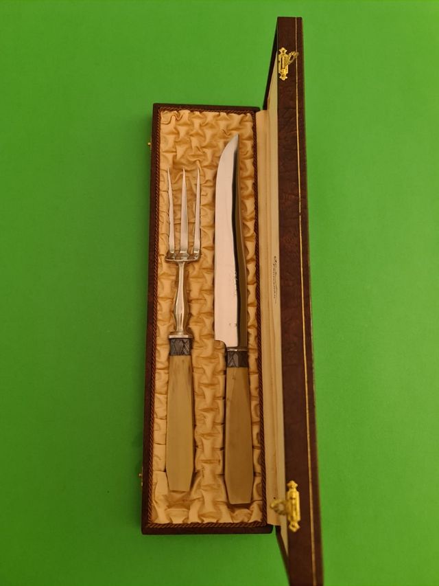 Cubertería trinchar: cuchillo y tenedor