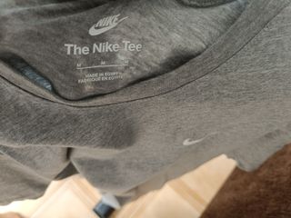 Camiseta Nike gris talla M