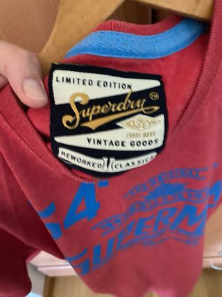 Camiseta Superdry roja - Talla L