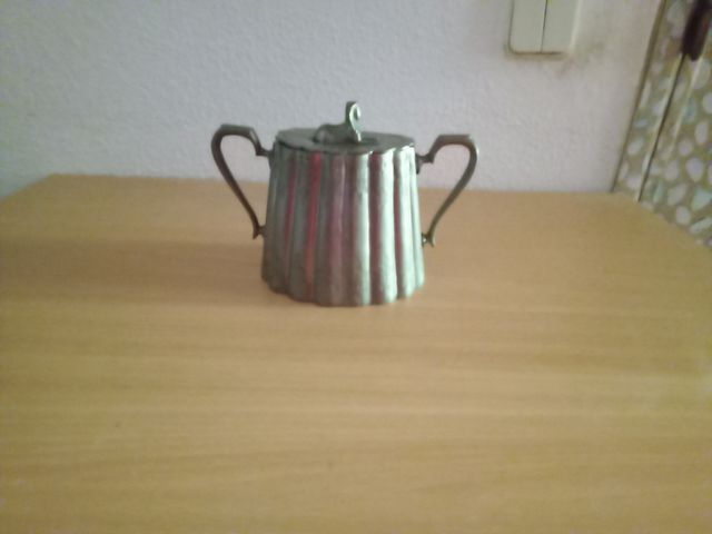 Jogo de Chá em Estanho - 4 peças + 1 bandeja