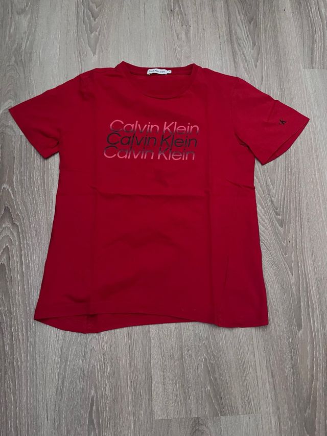 Camiseta Calvin Klein roja Talla L