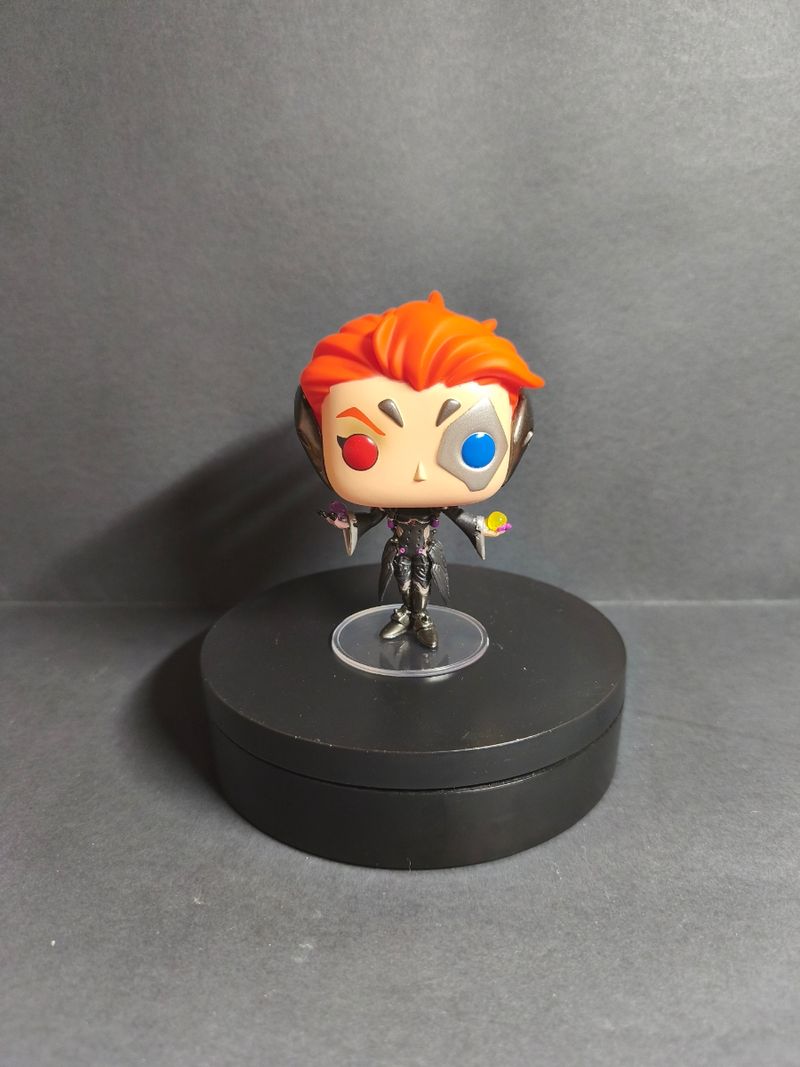 Imagen de Funko Pop! Moira Overwatch