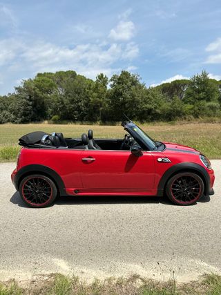 Mini Cooper S ( JCW )