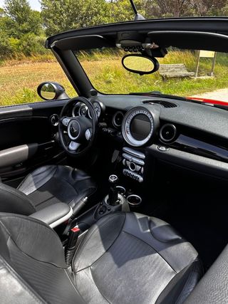 Mini Cooper S ( JCW )