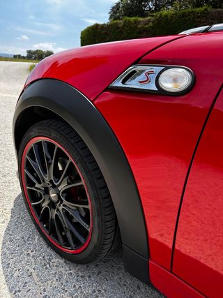 Mini Cooper S ( JCW )