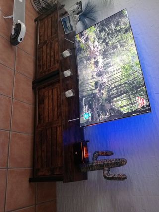 Mueble TV madera marrón